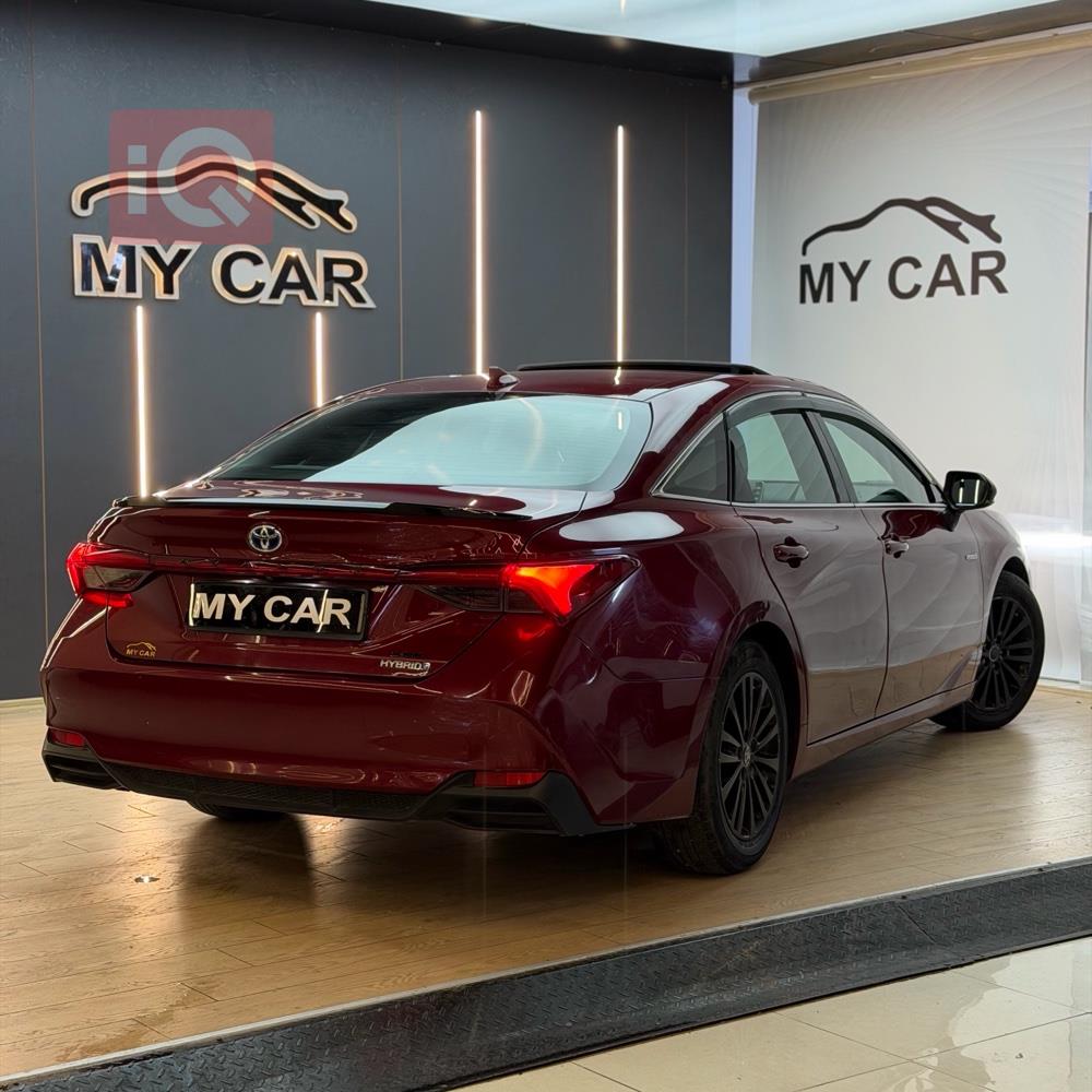 تويوتا أفالون